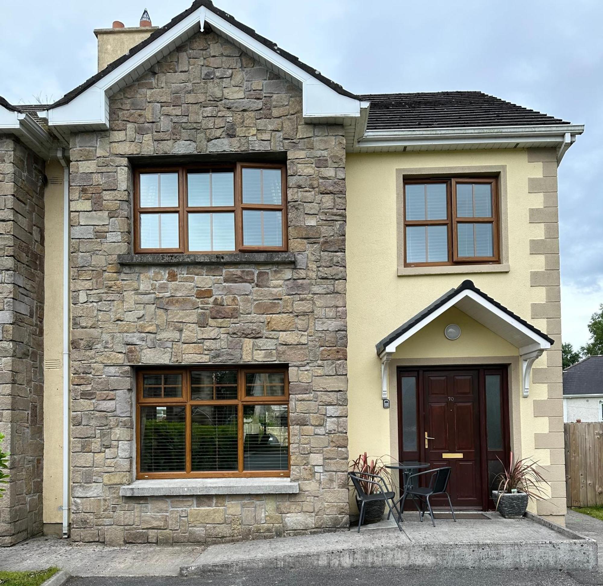 Home Near The River Shannon Rooskey Esterno foto