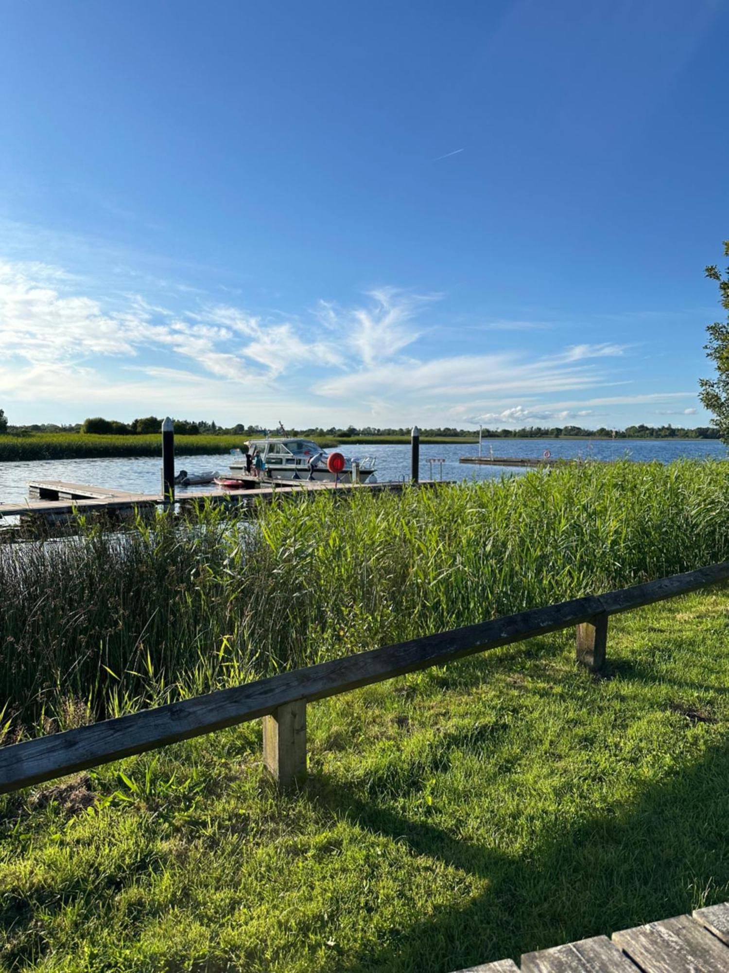 Home Near The River Shannon Rooskey Esterno foto