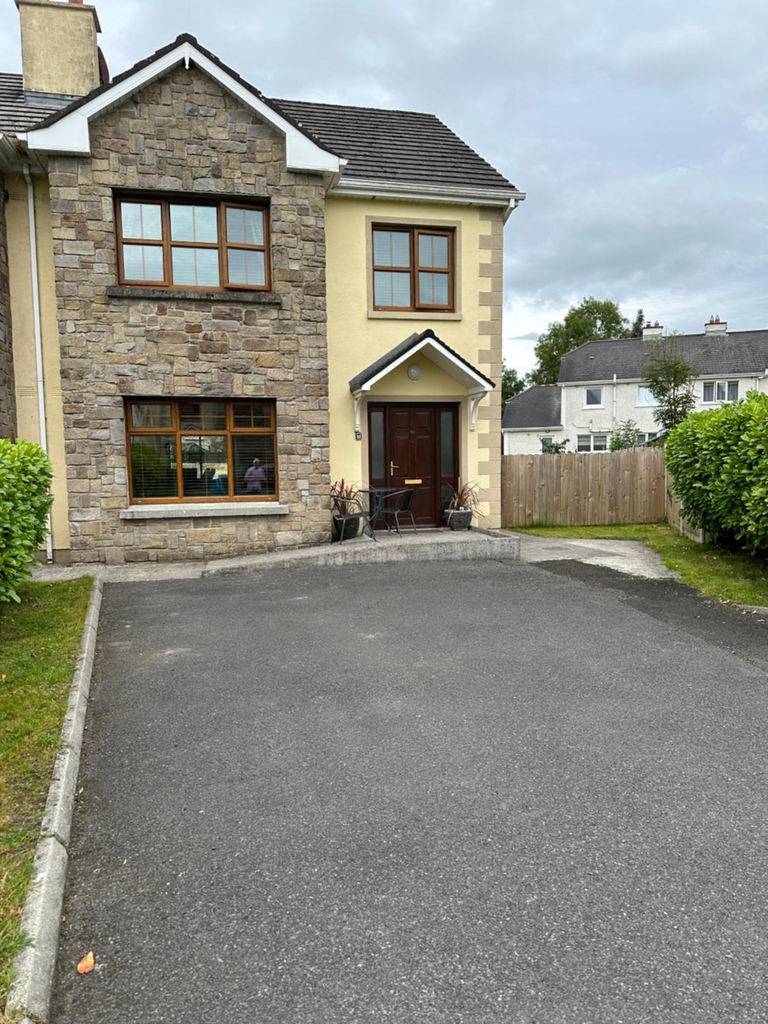 Home Near The River Shannon Rooskey Esterno foto