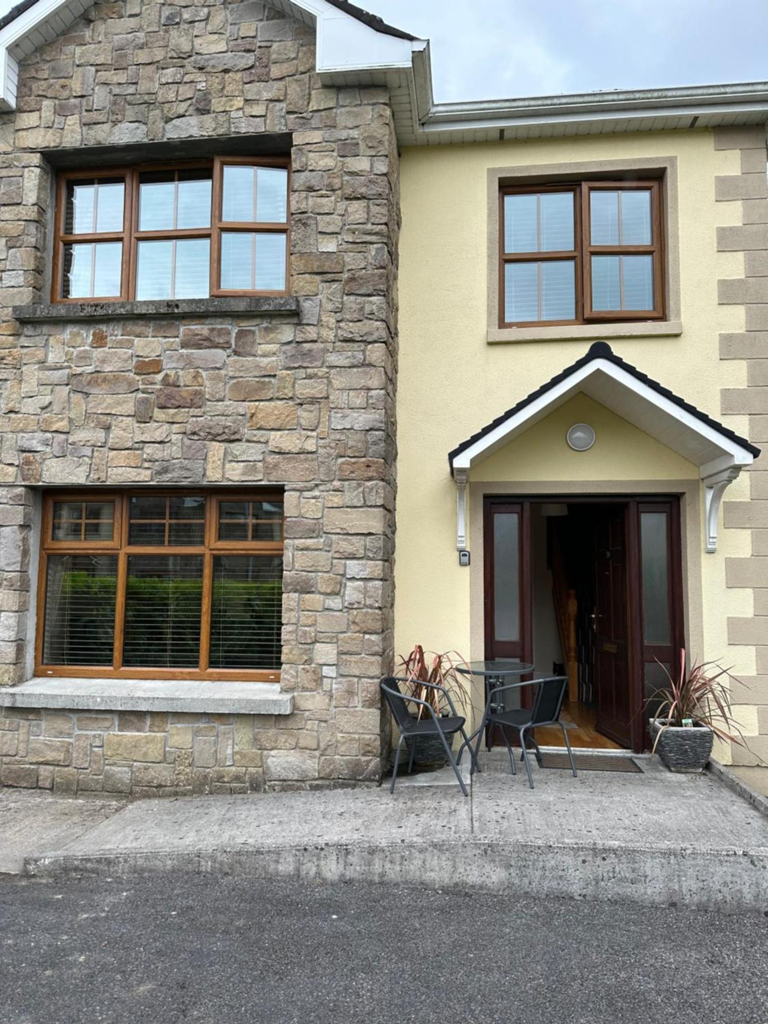 Home Near The River Shannon Rooskey Esterno foto